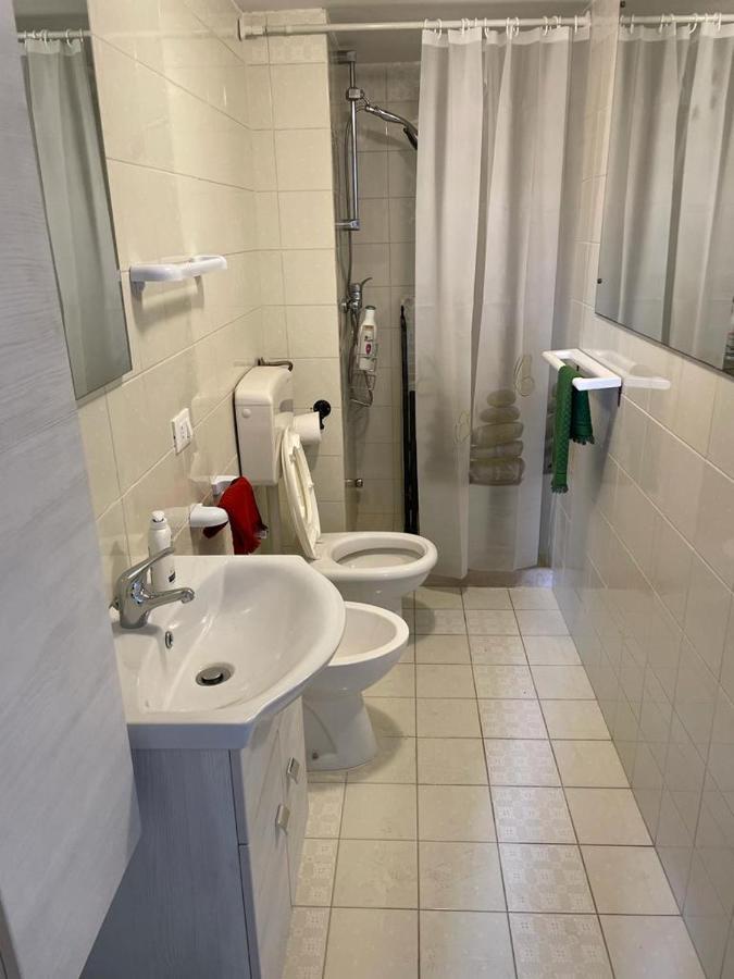 Casa Francesca Appartement Castro  Buitenkant foto